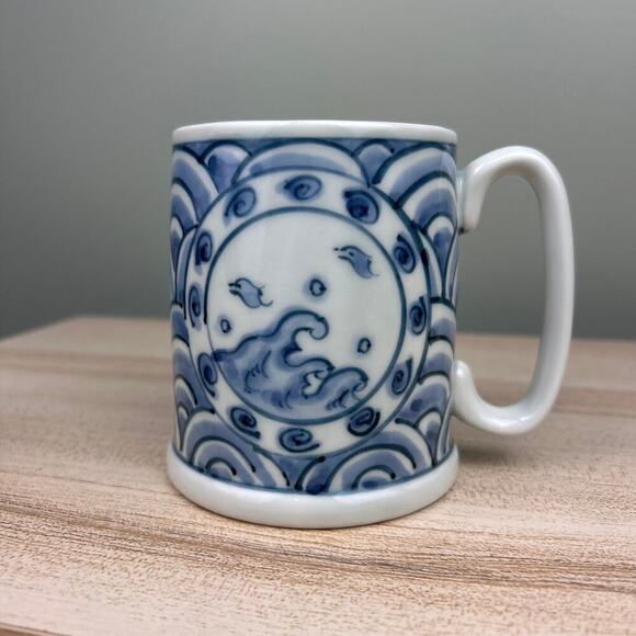 Vintage Blue White Ceramic Mug Japanese Style Waves Ocean Fish Coffee Tea Cup - Picture 2 of 6